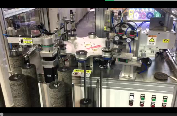 �����S��Cе�Ϻ����չ�F�����z�N��һ�w�Cҕ�lչʾ