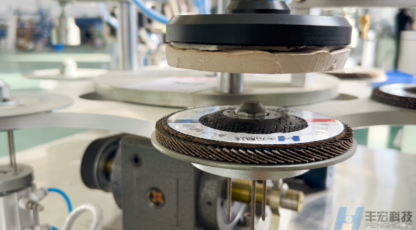 �Ҙ˰��bһ�w�C��ײĤ���\��ҕ�l